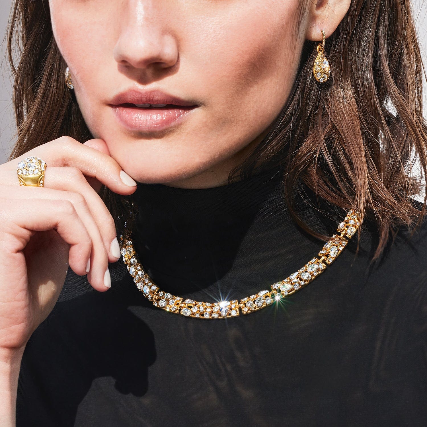 One Love Golden Collar Necklace - Image 3
