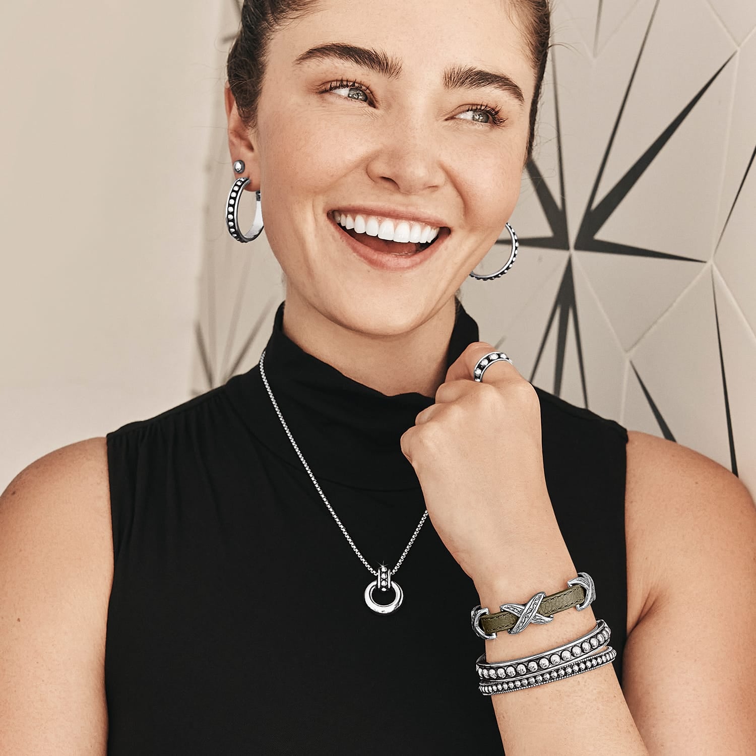 Pretty Tough Pierced Slim Bangle - Image 4