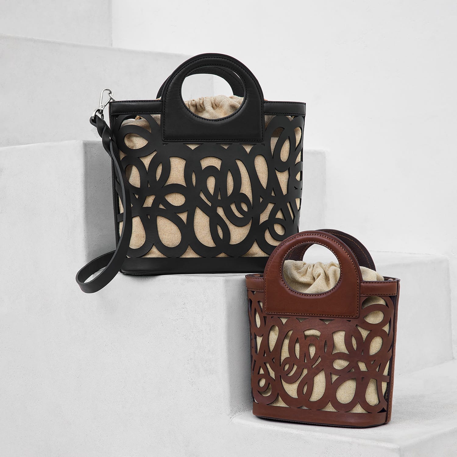 Skribbel Large Tote - Image 3